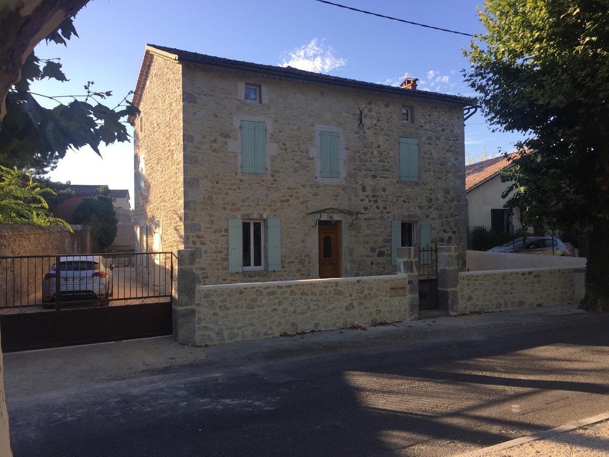 La Maison De Salavas Vallon-Pont-dʼArc Esterno foto